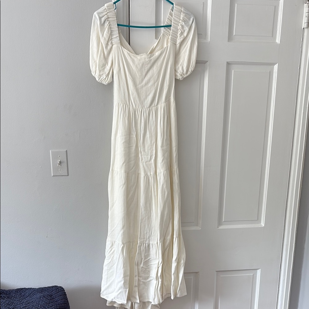 White boutique maxi dres NWT size L